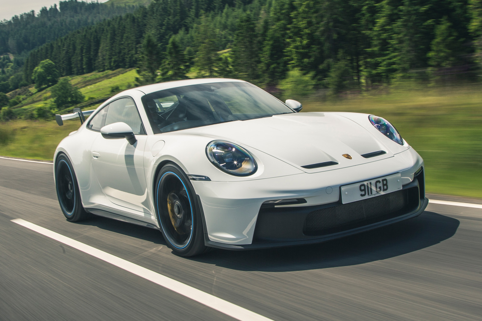 Porsche 911 GT3 Authentic Roads
